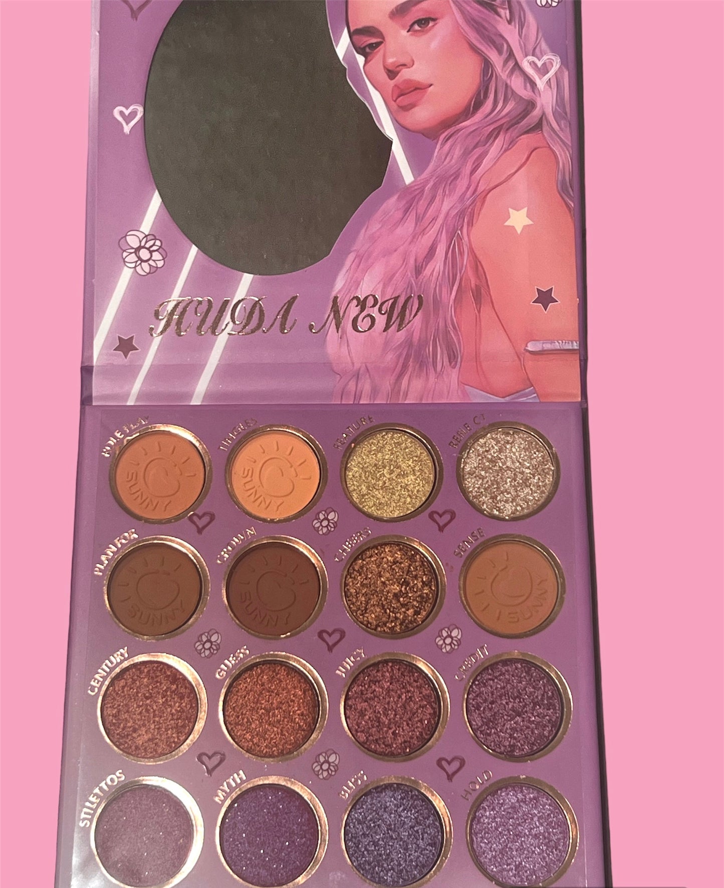 Karol g 16 colors eyeshadow palette